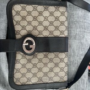 Vintage GG Supreme Shoulder Bag